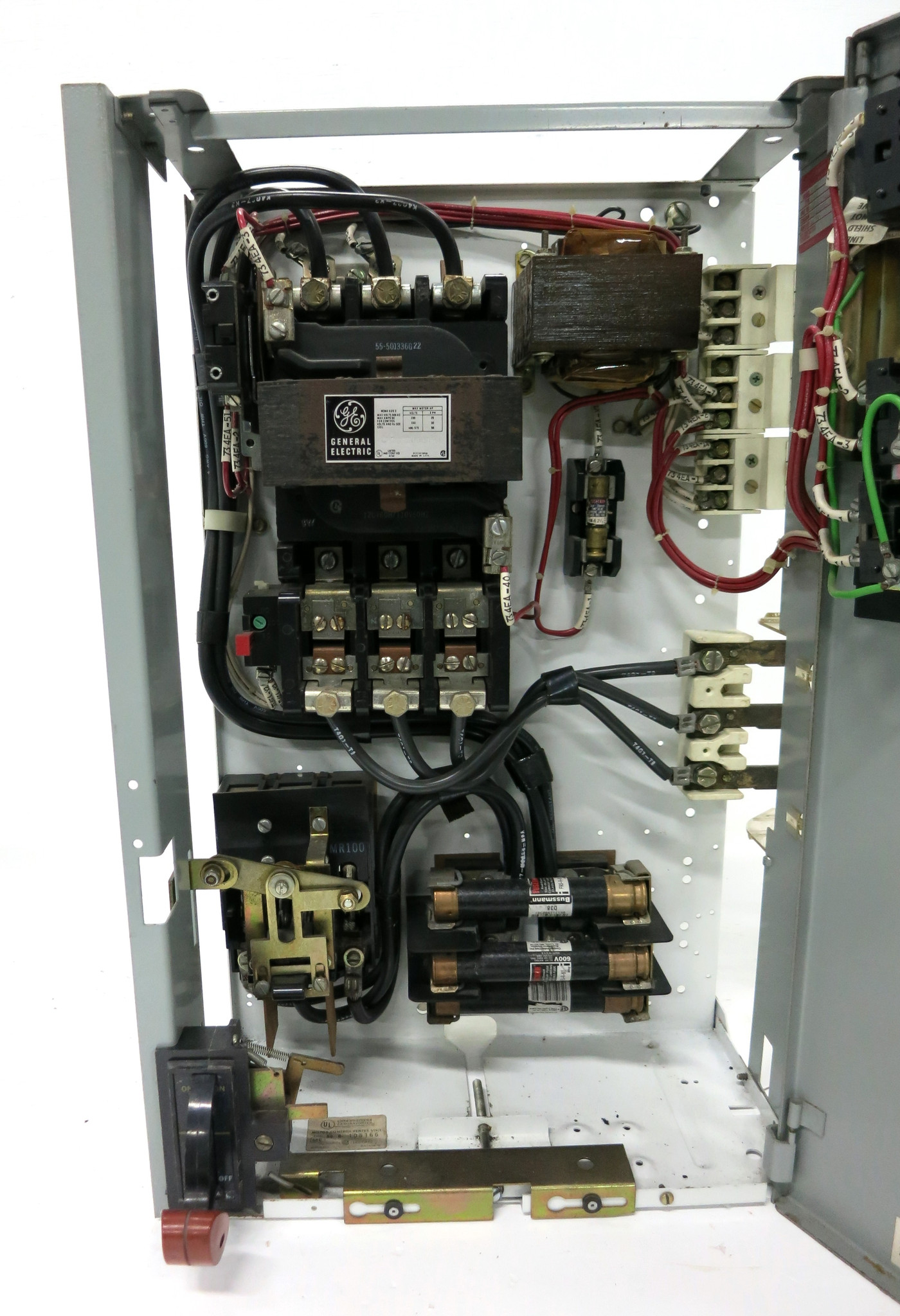 GE 8000 Size 3 Starter 60A Fusible 24" MCC Bucket 60 Amp Motor Control Unit Sz3 (DW32852